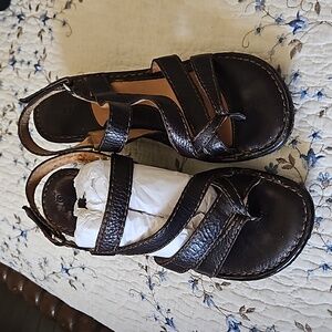 BORN leather Wedge Sandal